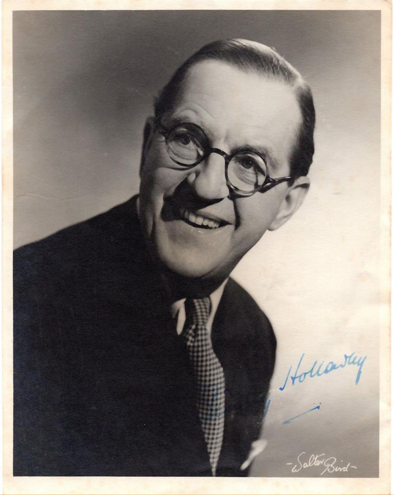 Stanley Holloway